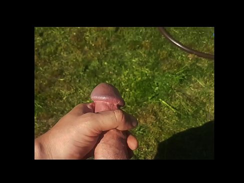 ❤️ ګرم hottie خپل ګلابي بلی fucked او د اوړي په باغ کې د squirt سره cums ترلاسه کوي ❤❌ جنس